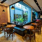 Taroba Hotel