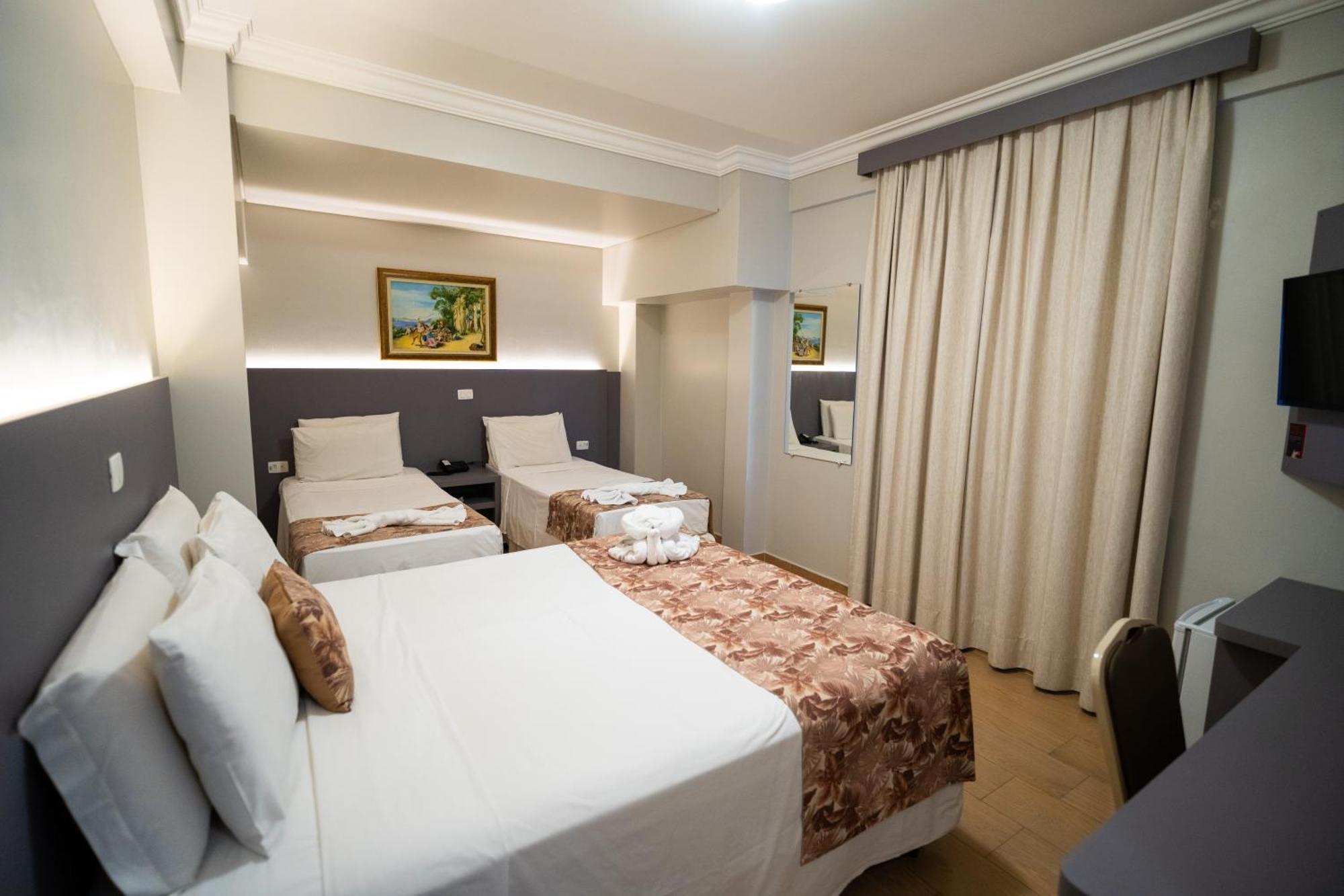Hotel Tarobá 4*